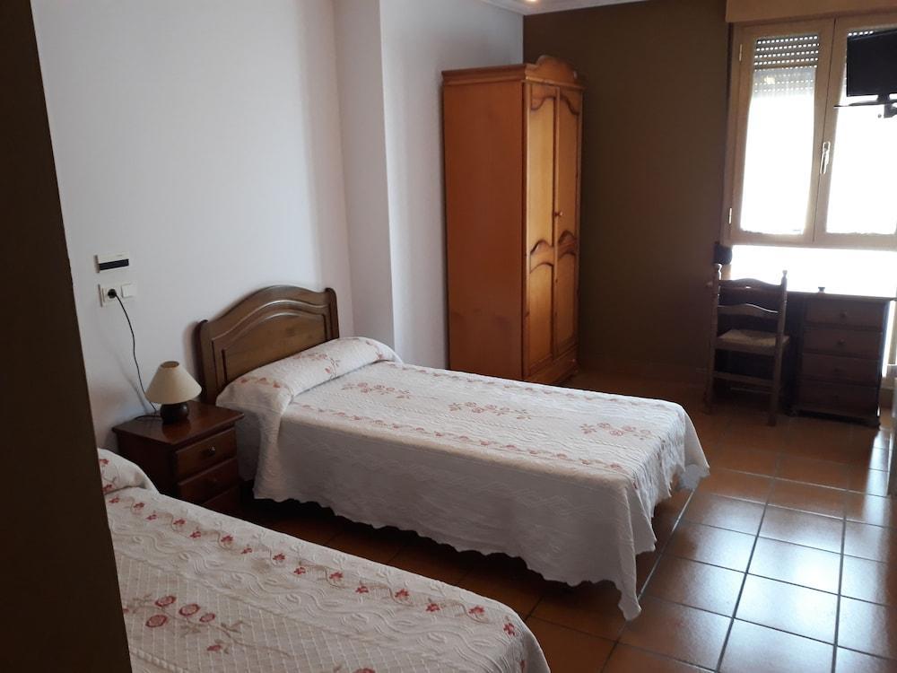 Hostal Ardoi Zizur Mayor Extérieur photo